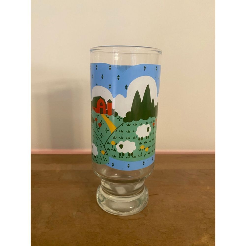 Nina 1982 vintage sheep farm drinking glass